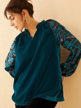 BOHERA Women’s Size L Teal Zandra Velvet V-Neck‎ Long Balloon Sleeve Top Blouse